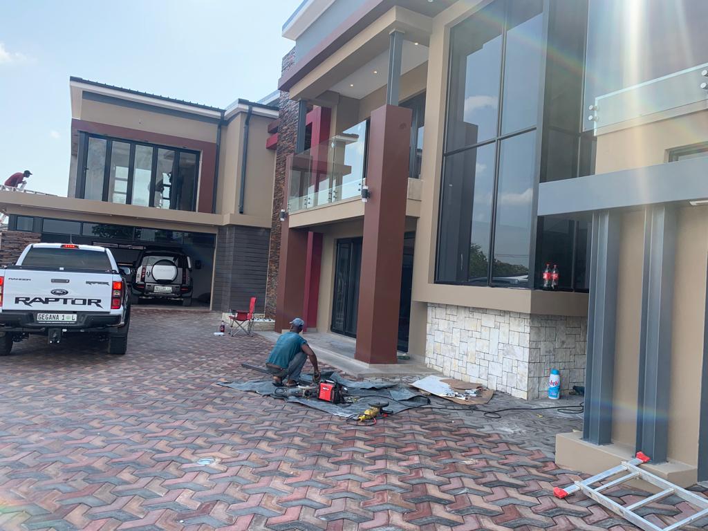 WhatsApp Image 2022-12-14 at 16.53.21 (1)