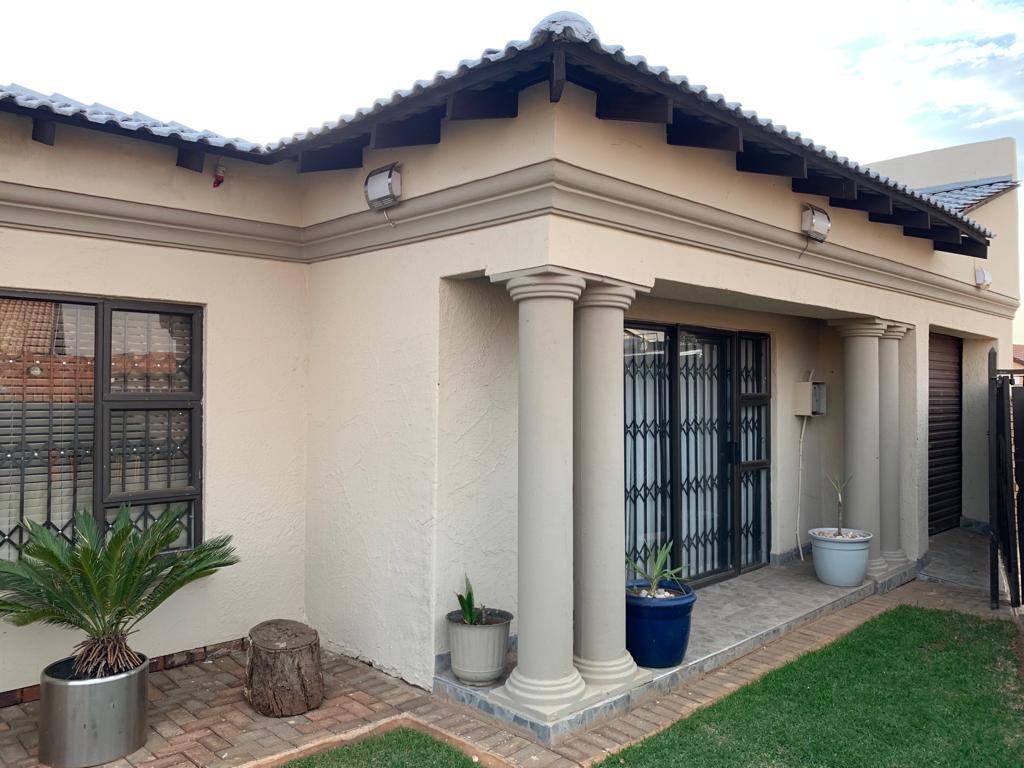 WhatsApp Image 2022-12-14 at 16.58.04