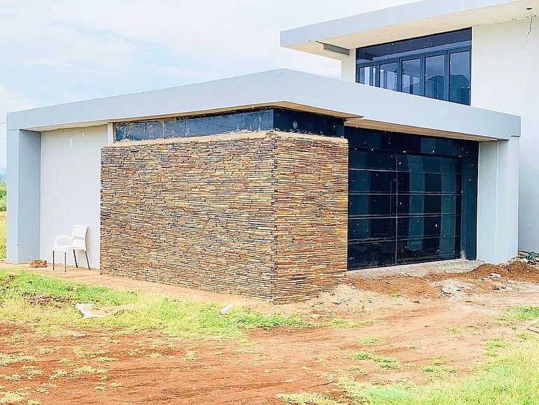 WhatsApp Image 2023-01-19 at 11.15.18 WhatsApp Image 2023-01-19 at 11.15.18