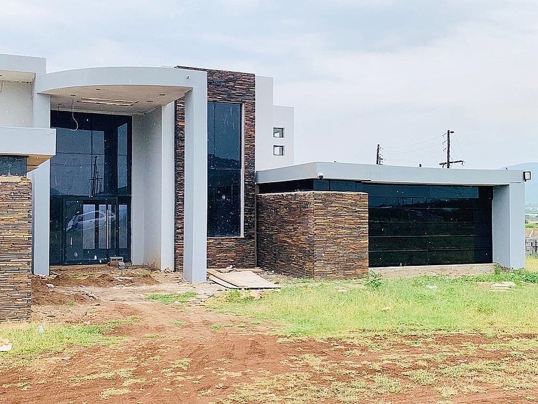 WhatsApp Image 2023-01-19 at 11.15.18(1) WhatsApp Image 2023-01-19 at 11.15.18(1)