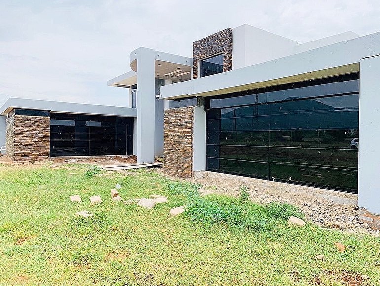 WhatsApp Image 2023-01-19 at 11.15.19(1) WhatsApp Image 2023-01-19 at 11.15.19(1)